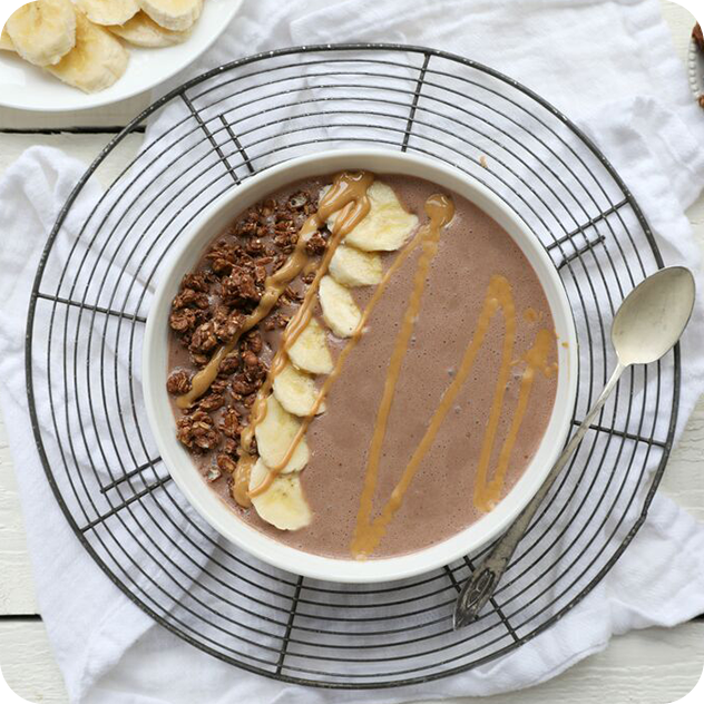 dark chocolate peanut butter banana smoothie bowl