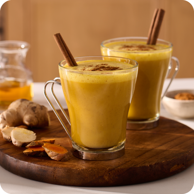 golden oatmilk latte